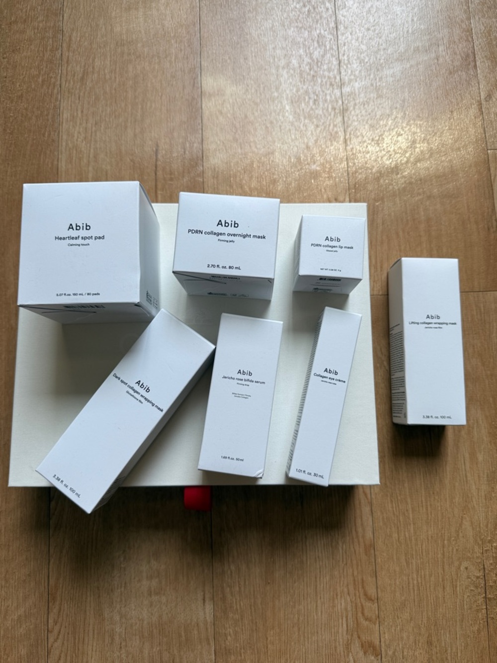 White Skincare Set — Hydrating & Soothing Treatments